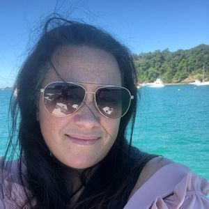 Meet your Posher, Cathee